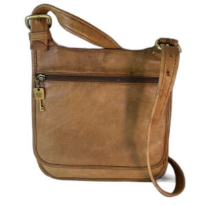 Fossil Women's Caramel Brown Pebble Leather Saddle Bag Style Crossbody Bag